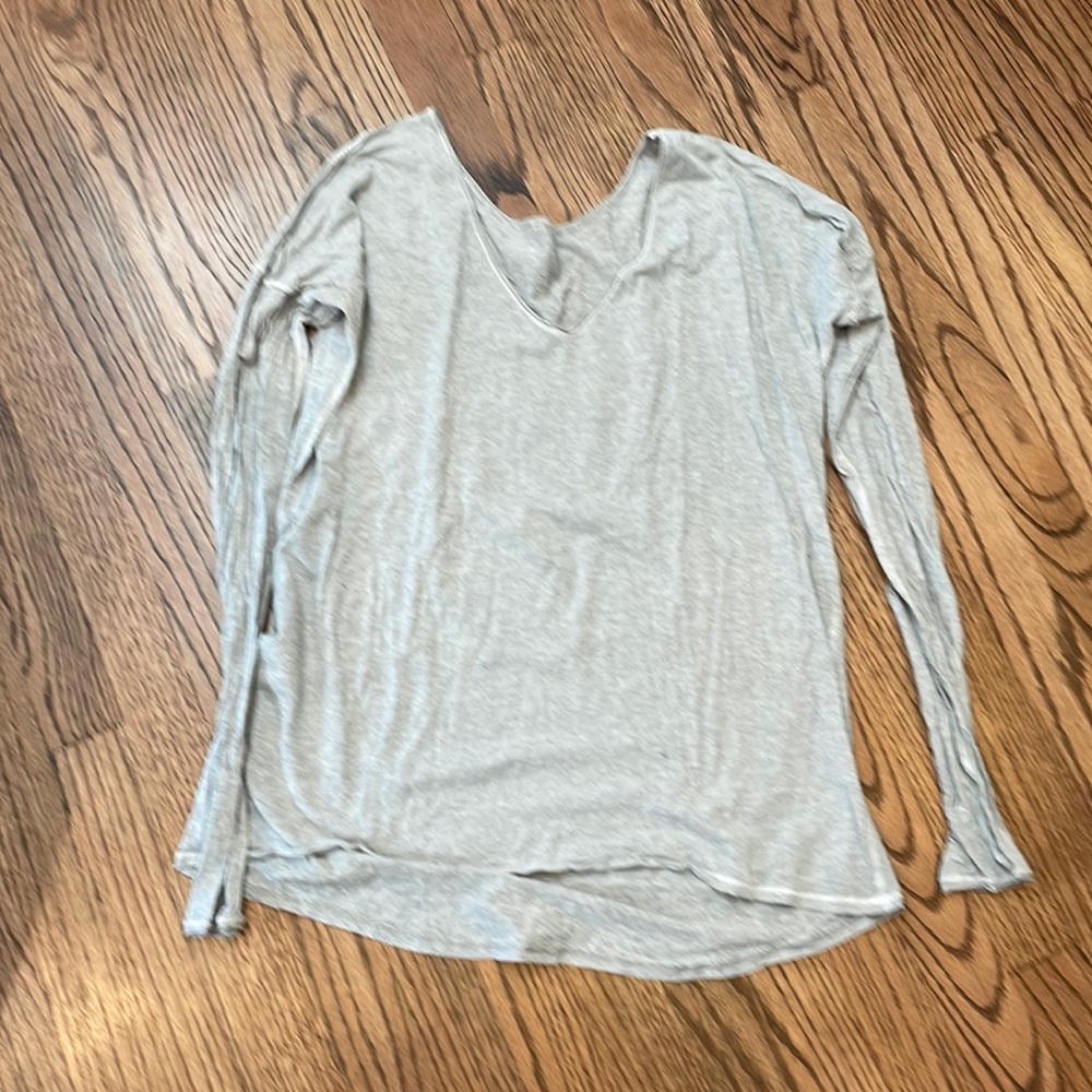 Lululemon grey striped top. V-neck. Size 6